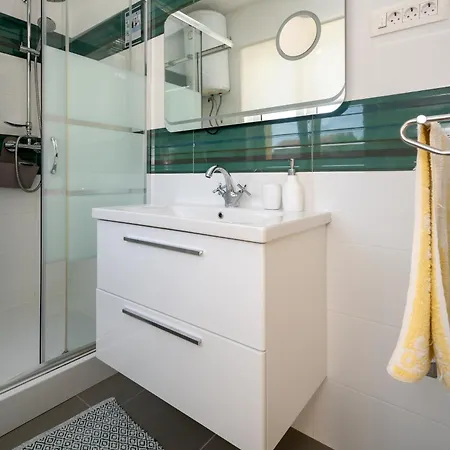 House With Wifi Sali, Dugi Otok - 17797 펜션 *